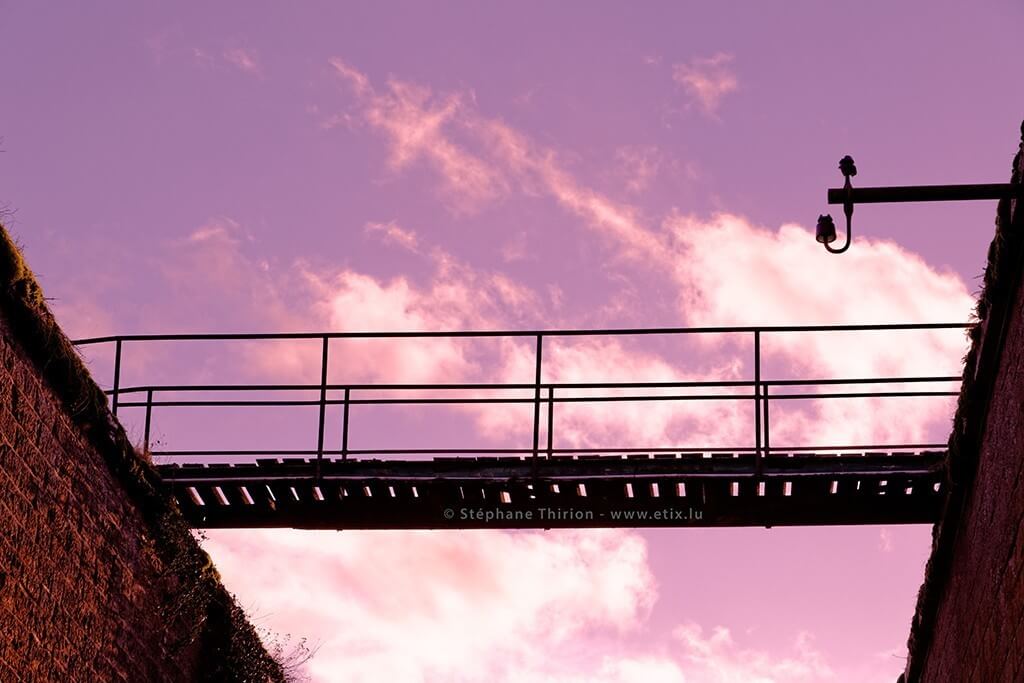 Passerel et ciel mauve Stephane Thirion &eacute;tix photographe paysage